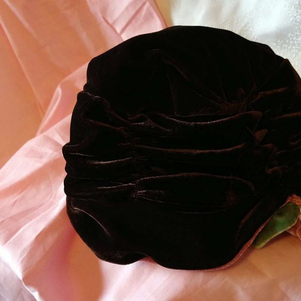 Brown and pink velour hat - Picture 8 of 8